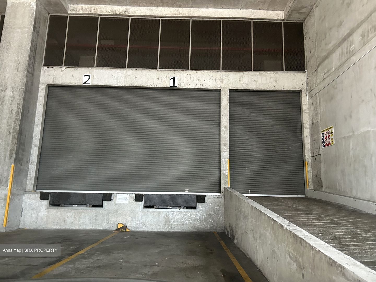 Toh Guan Road East (D22), Warehouse #563784691